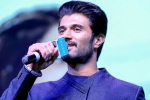 Vijay Deverakonda latest, Vijay Deverakonda praises Samantha, vijay deverakonda lauds samantha, Ye maya chesave