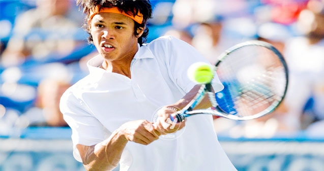 Somdev Devvarman ousts defending champion Alexandr Dolgopolov},{Somdev Devvarman ousts defending champion Alexandr Dolgopolov