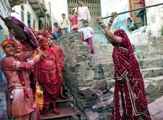 Lath mar Holi - &quot;Bringing unity of humanity&quot;