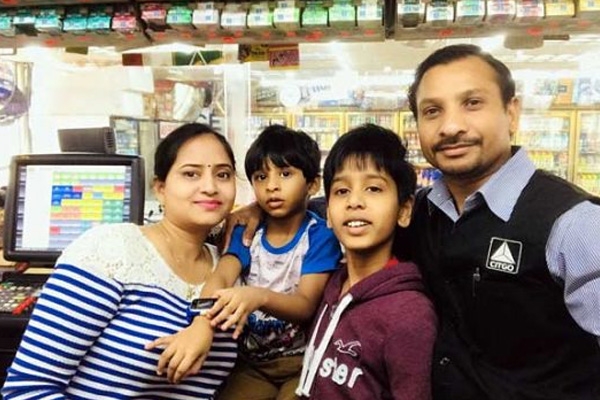 NRI Couple's kind Gesture for Homeless Family in Telangana