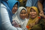 rescue, Indonesia plane, indonesia s lion air flight with 189 on board crashes into sea, Airasia